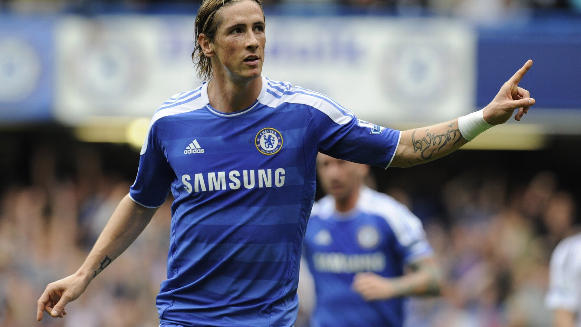 爱游戏体育官方在线-苏炳添为城市马拉松赛鸣枪并致辞，苏炳添跑步比赛